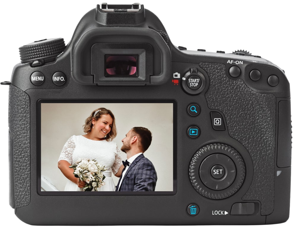 DSLR Kamera mit Hochzeitspaar
